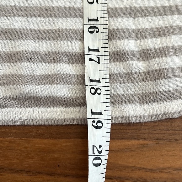 Community Linen top - Picture 6 of 7